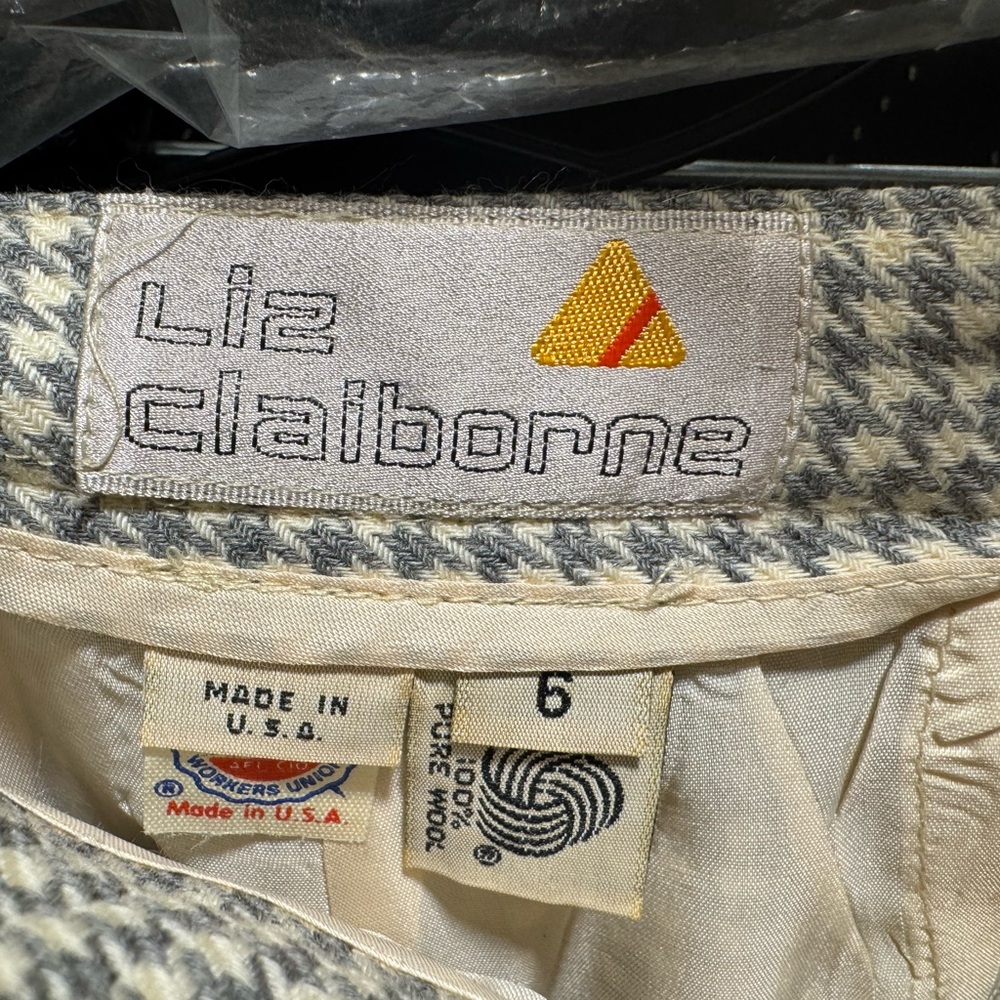 Vtg Liz Claiborne skirt - Picture 4 of 7